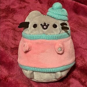 Winter Pusheen plush